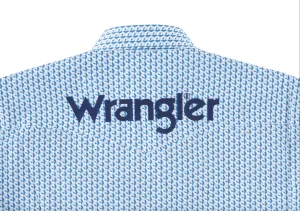 11234842 - Wrangler Men's Classic Button-Up Shirt