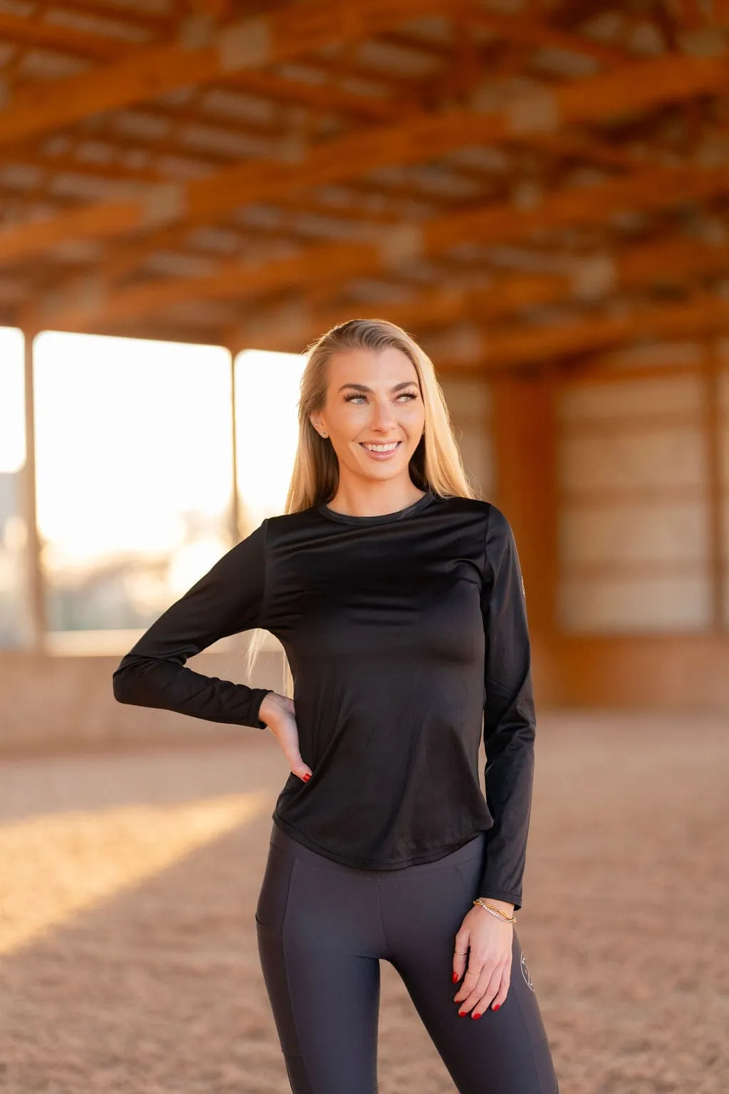 Black Relaxed Athletic Top | Long Sleeve