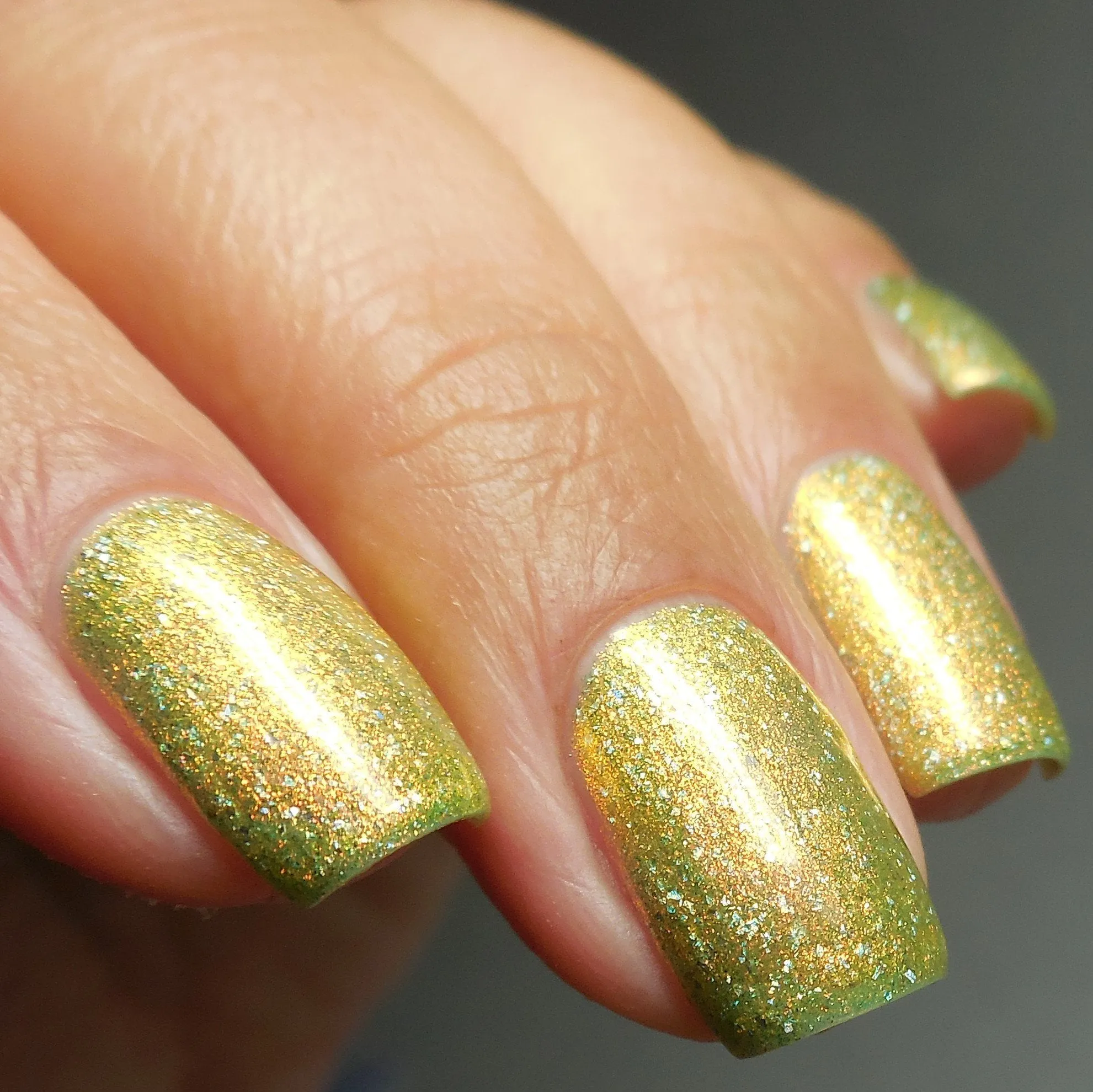 KBShimmer - Nail Polish - Perfectly Suited