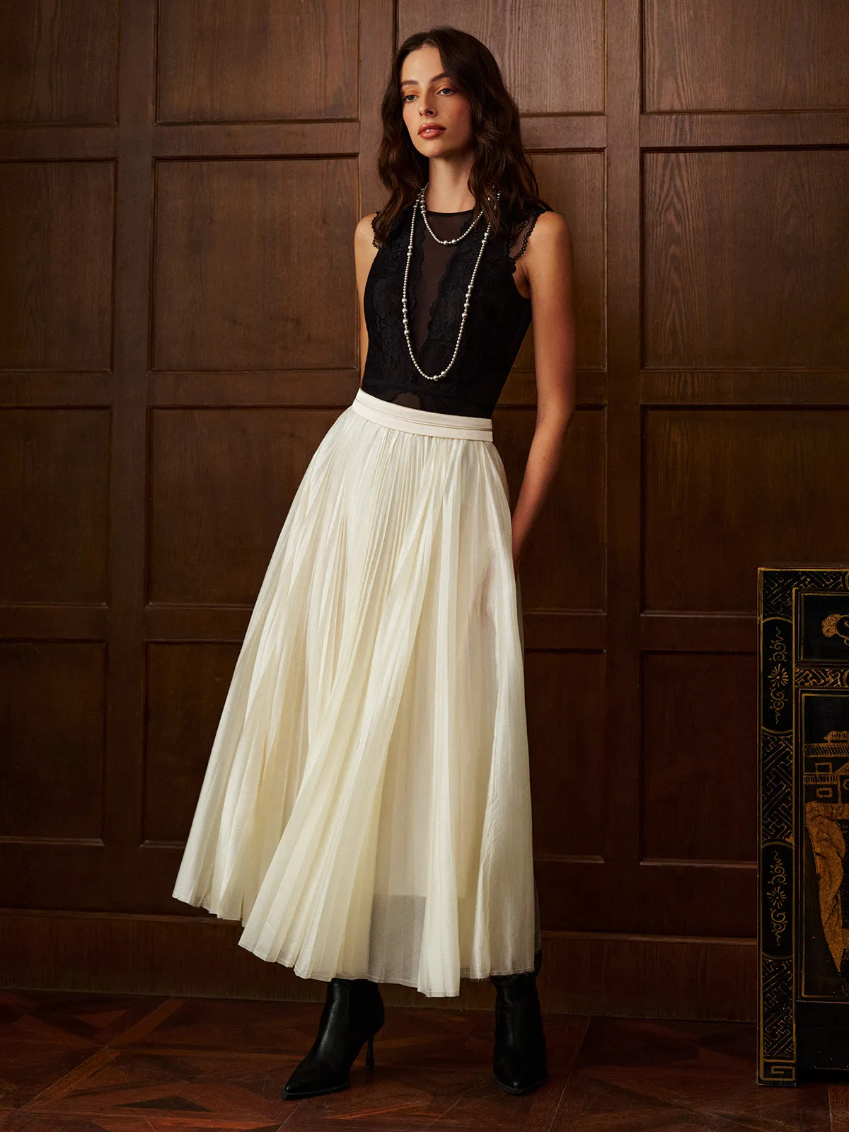 Mid-Waist Pleated Flowy Skirt