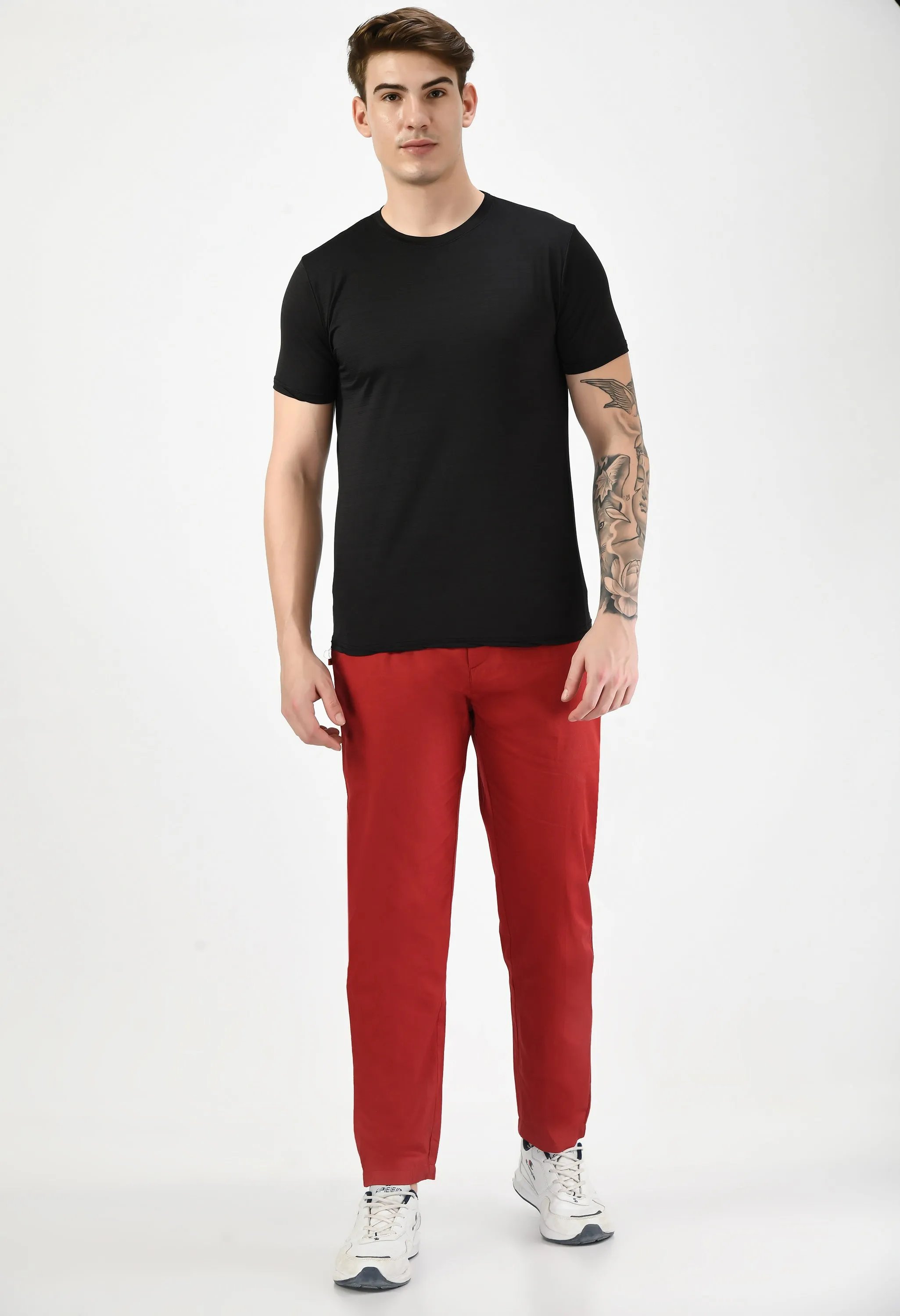 Red Plain Relaxed Fit Casual Trouser