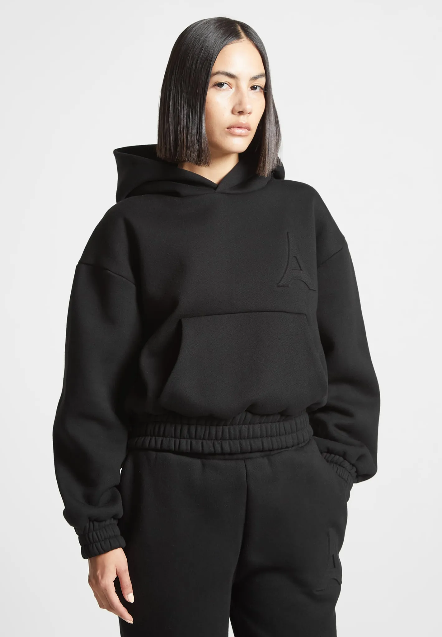 Éternelle 420GSM Eiffel Embossed Hoodie - Black